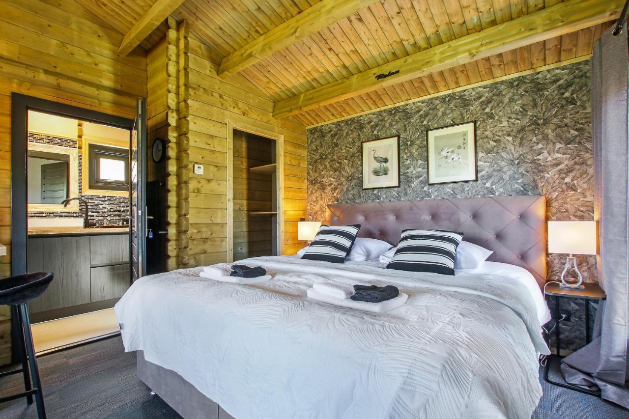 Appel Lodge Diessen Exterior foto
